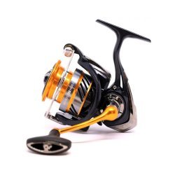 Катушка Daiwa 19 Revros LT 3000C 4+1 250г, 5.3:1